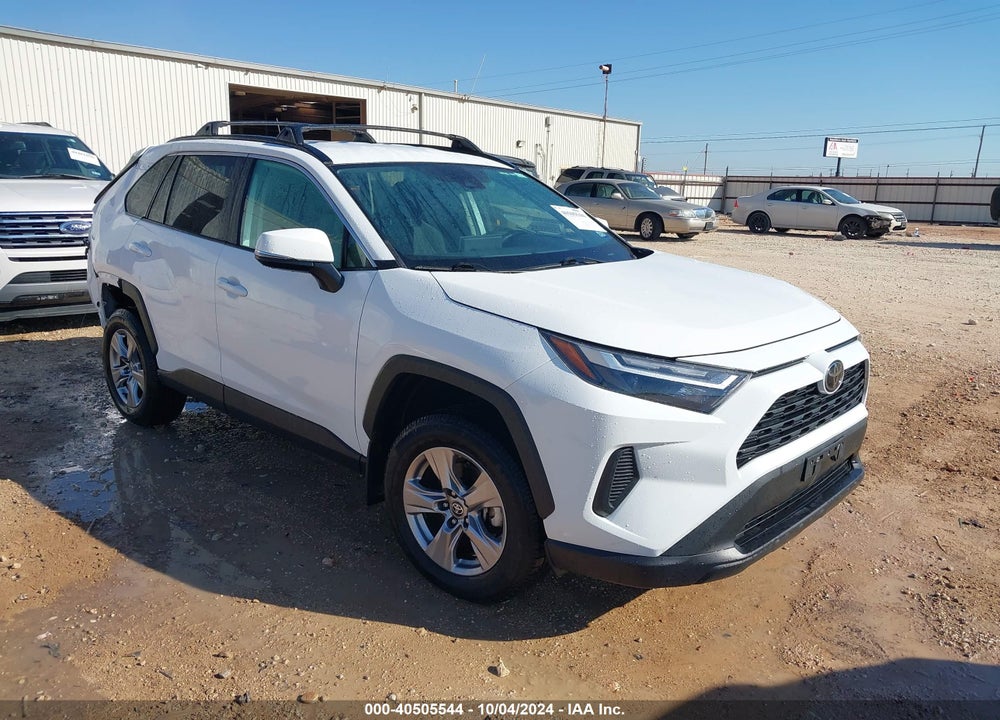 2022 TOYOTA RAV4 XLE VIN: 2T3W1RFV8NW220035