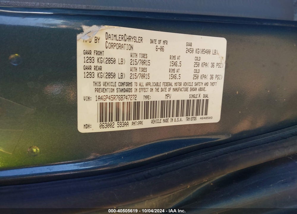 2006 CHRYSLER TOWN & COUNTRY VIN: 1A4GP45R76B747272