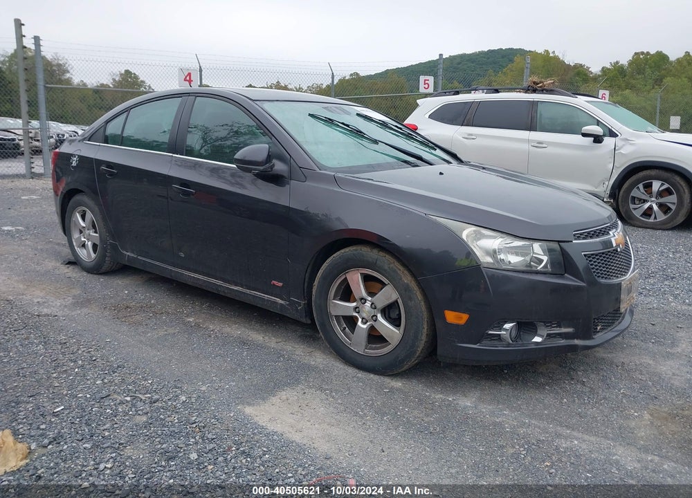 2014 CHEVROLET CRUZE 1LT AUTO VIN: 1G1PC5SB2E7173107