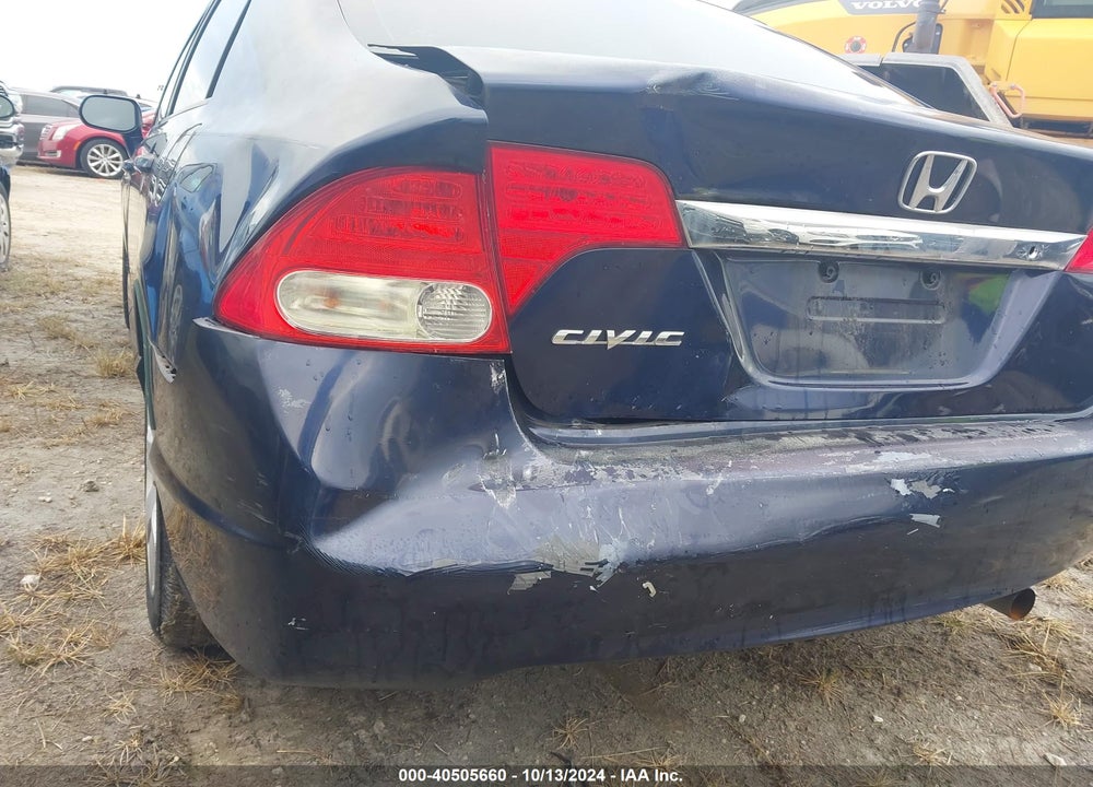 2010 HONDA CIVIC LX VIN: 19XFA1F59AE075126