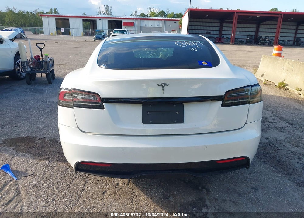 2022 TESLA MODEL S DUAL MOTOR ALL-WHEEL DRIVE VIN: 5YJSA1E58NF486484
