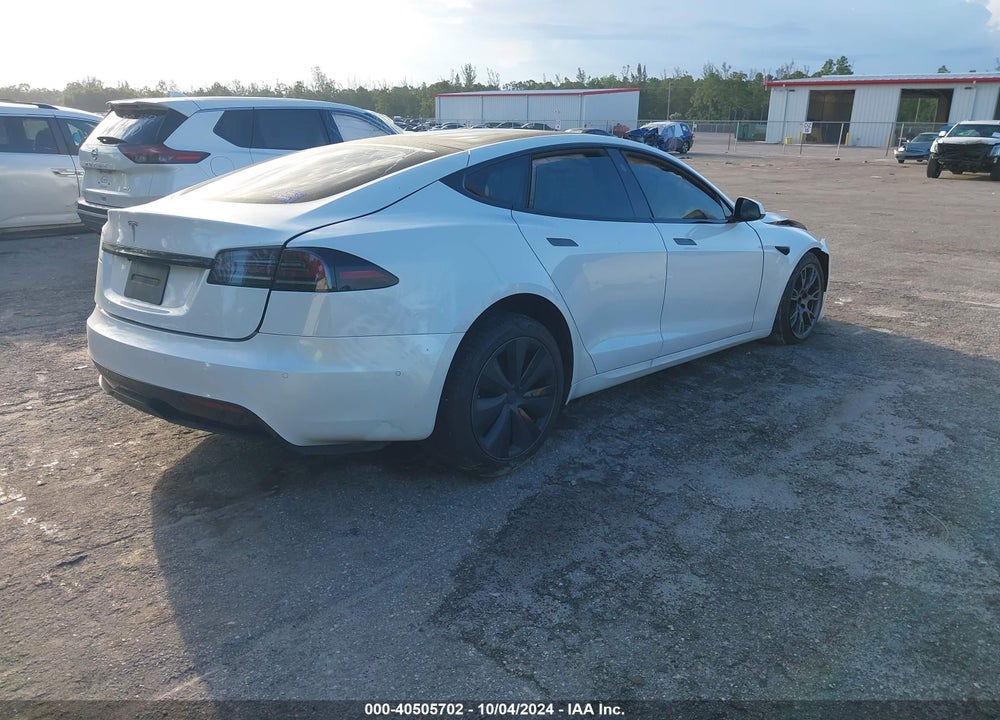 2022 TESLA MODEL S DUAL MOTOR ALL-WHEEL DRIVE VIN: 5YJSA1E58NF486484
