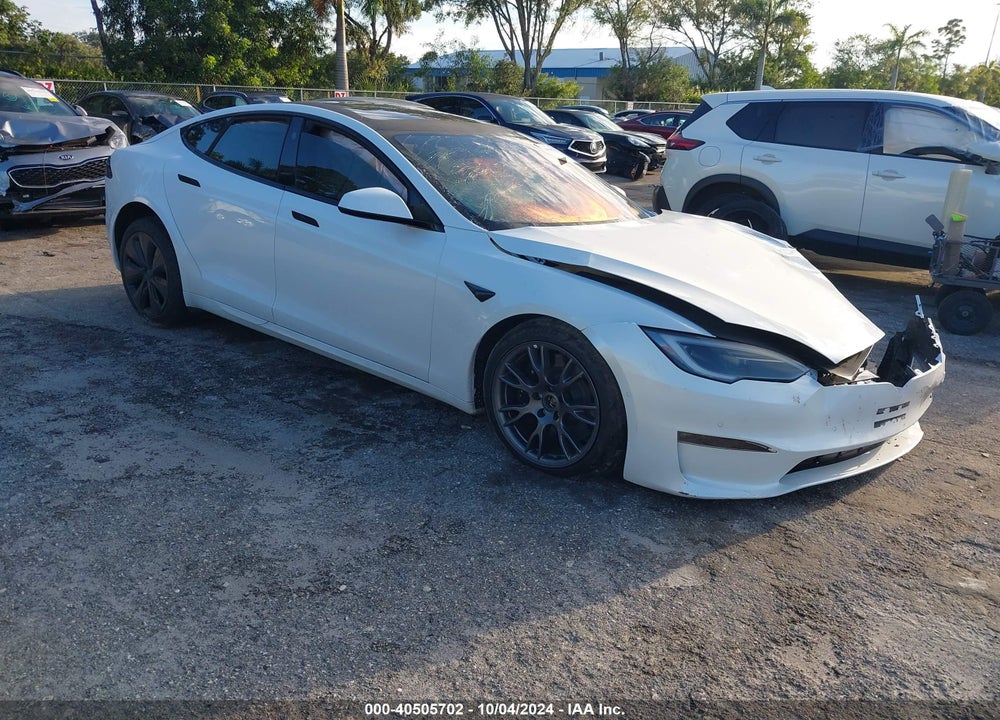 2022 TESLA MODEL S DUAL MOTOR ALL-WHEEL DRIVE VIN: 5YJSA1E58NF486484