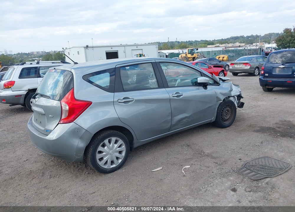 2015 NISSAN VERSA NOTE VIN: 3N1CE2CP9FL425900