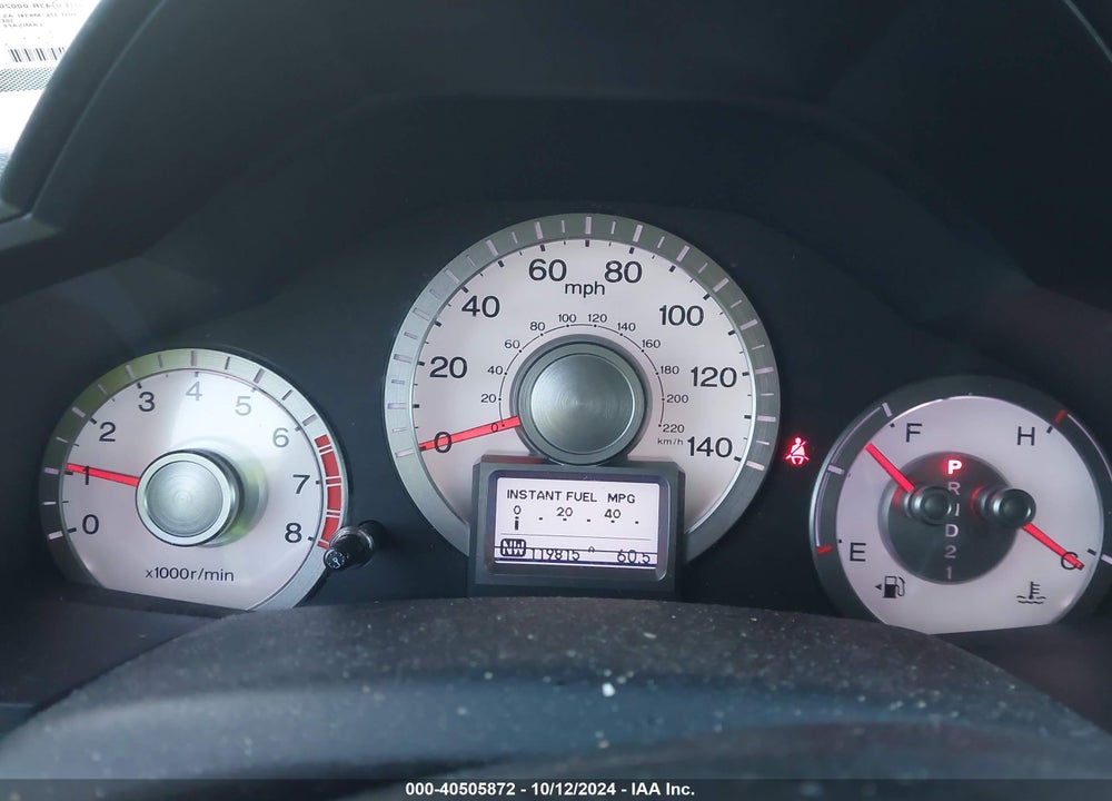 2011 HONDA PILOT TOURING VIN: 5FNYF4H91BB099220