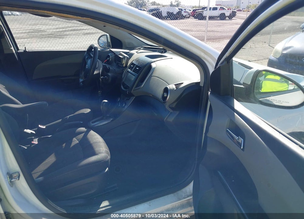 2016 CHEVROLET SONIC VIN: 1G1JC6SH7G4129463