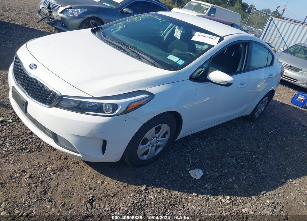 2018 KIA FORTE LX VIN: 3KPKFK4A79JE18976