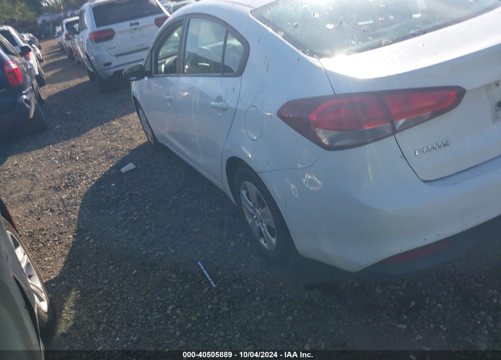 2018 KIA FORTE LX VIN: 3KPKFK4A79JE18976