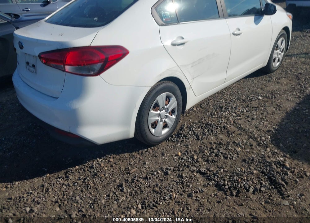 2018 KIA FORTE LX VIN: 3KPKFK4A79JE18976