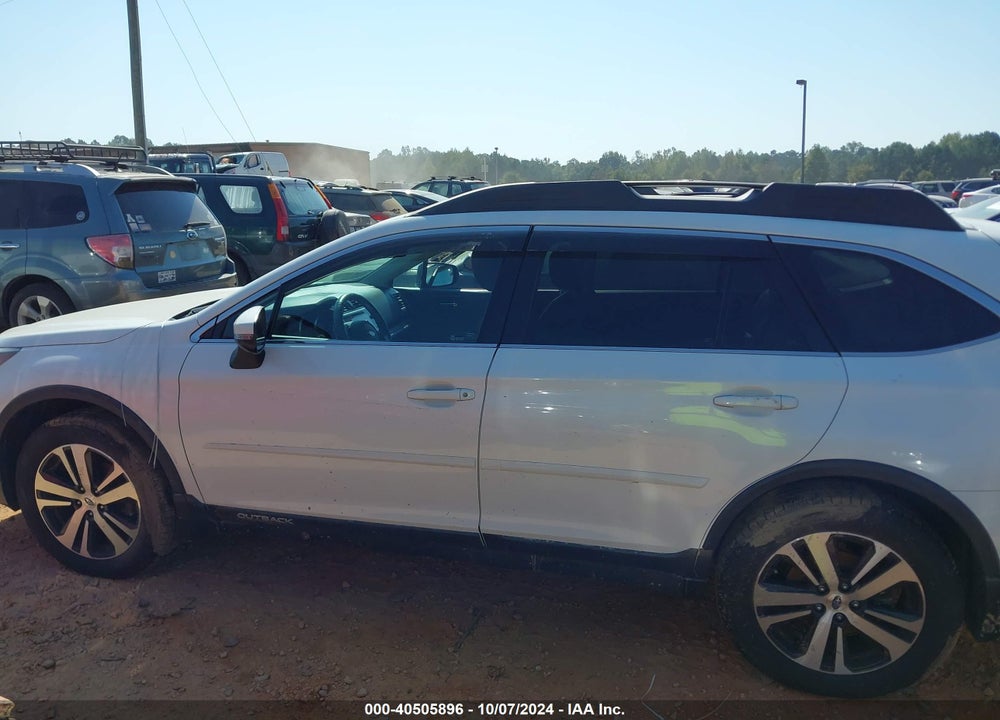 2018 SUBARU OUTBACK 2.5I LIMITED VIN: 4S4BSANC6J3205877