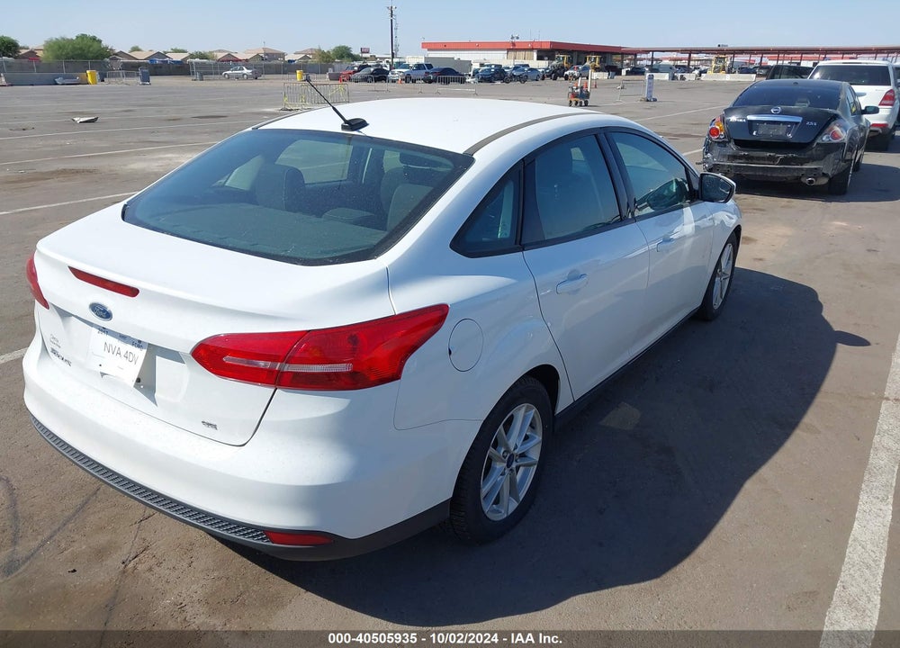2017 FORD FOCUS SE VIN: 1FADP3F29HL305732