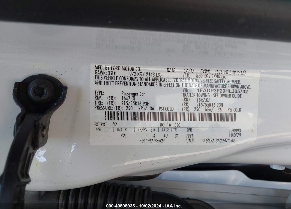 2017 FORD FOCUS SE VIN: 1FADP3F29HL305732
