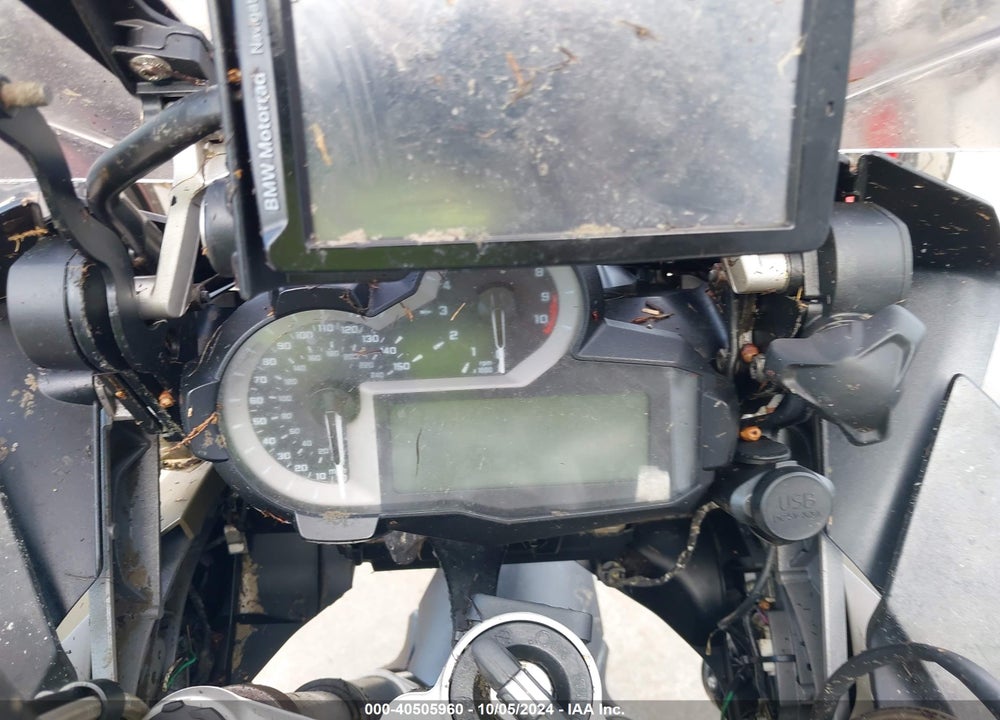 2014 BMW R1200 GS ADVENTURE VIN: WB10A1203EZ095881
