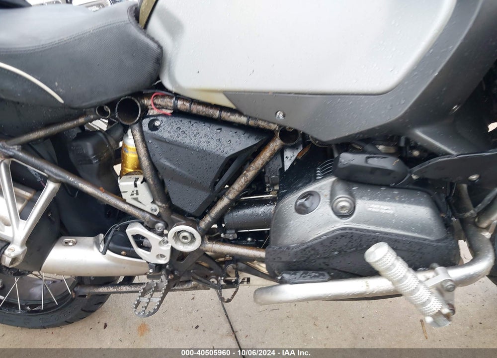 2014 BMW R1200 GS ADVENTURE VIN: WB10A1203EZ095881