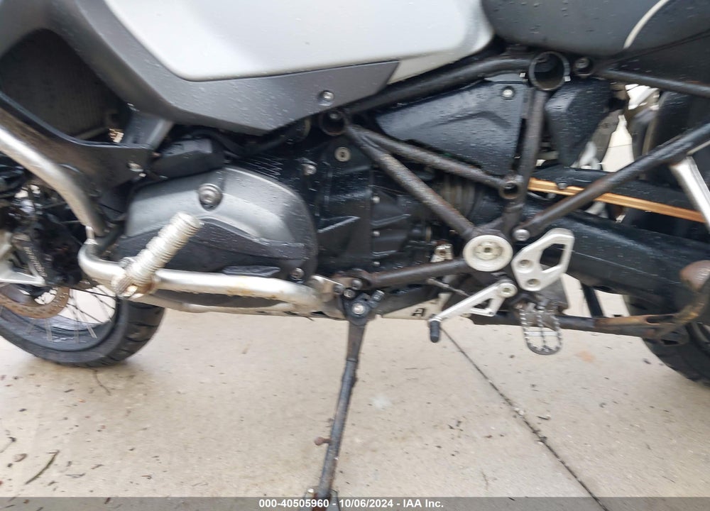 2014 BMW R1200 GS ADVENTURE VIN: WB10A1203EZ095881