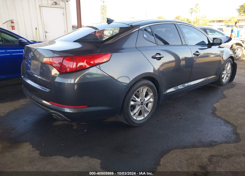 2011 KIA OPTIMA EX VIN: KNAGN4A74B5064077
