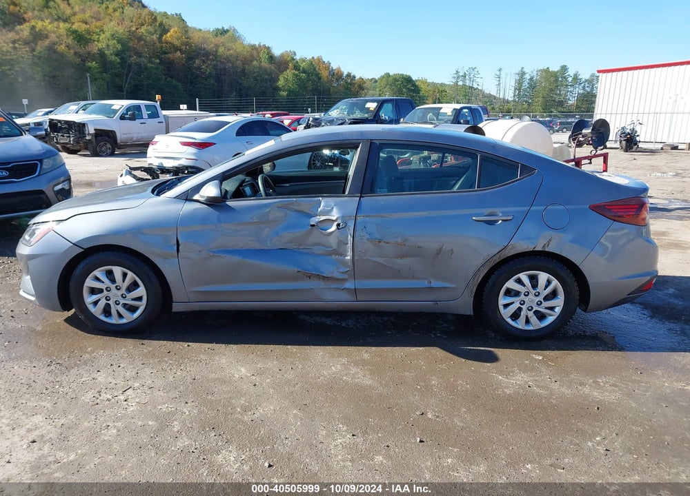 2019 HYUNDAI ELANTRA SE VIN: KMHD74LFXKU831873