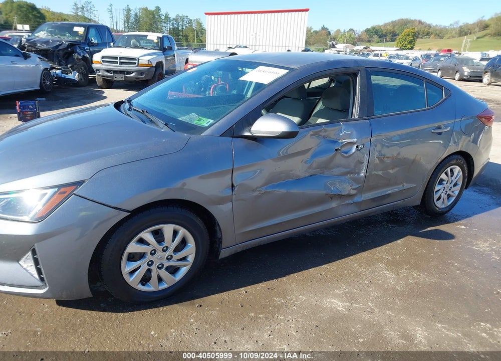 2019 HYUNDAI ELANTRA SE VIN: KMHD74LFXKU831873