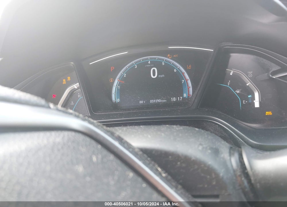 2019 HONDA CIVIC LX VIN: SHHFK7H33KU228332