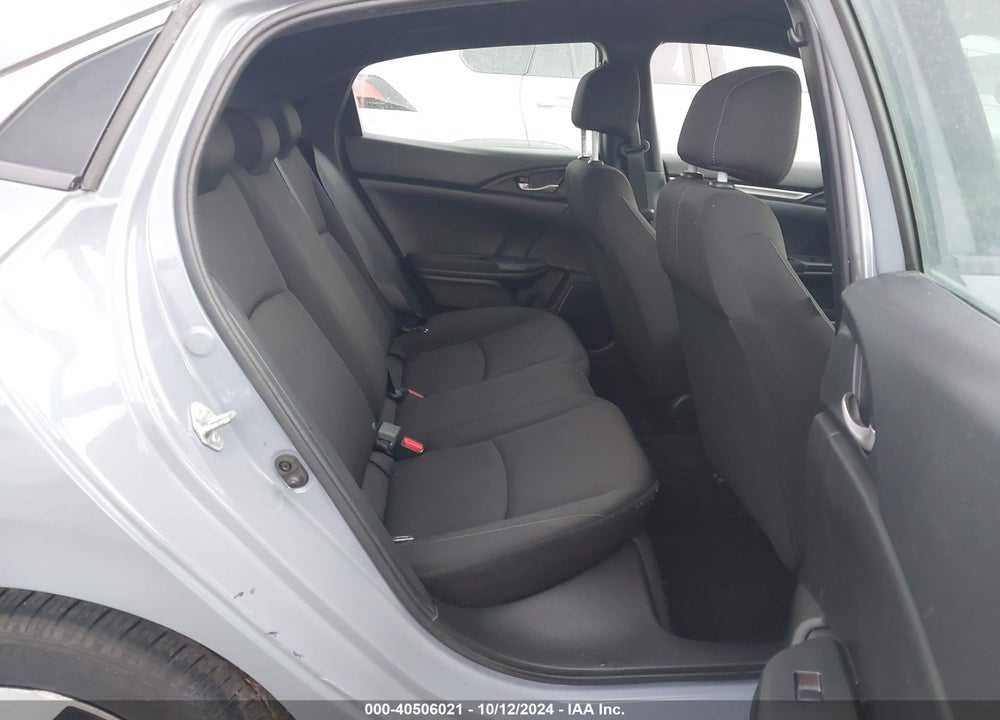 2019 HONDA CIVIC LX VIN: SHHFK7H33KU228332