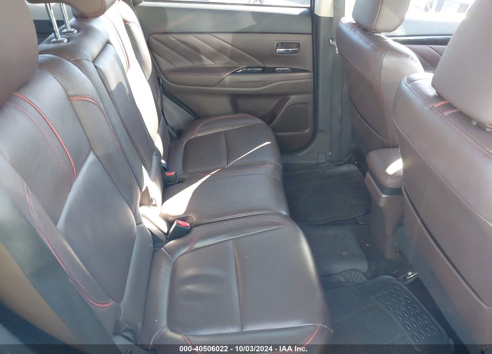 2018 MITSUBISHI OUTLANDER PHEV SEL VIN: JA4J24A50JZ054115