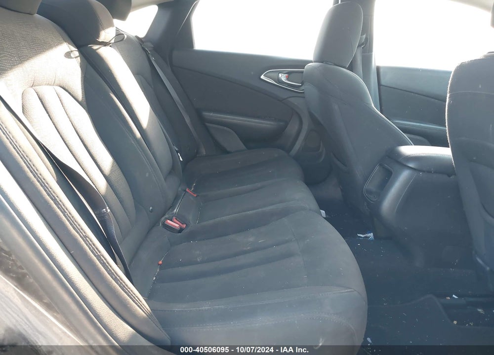 2016 CHRYSLER 200 LIMITED VIN: 1C3CCCAB1GN123345