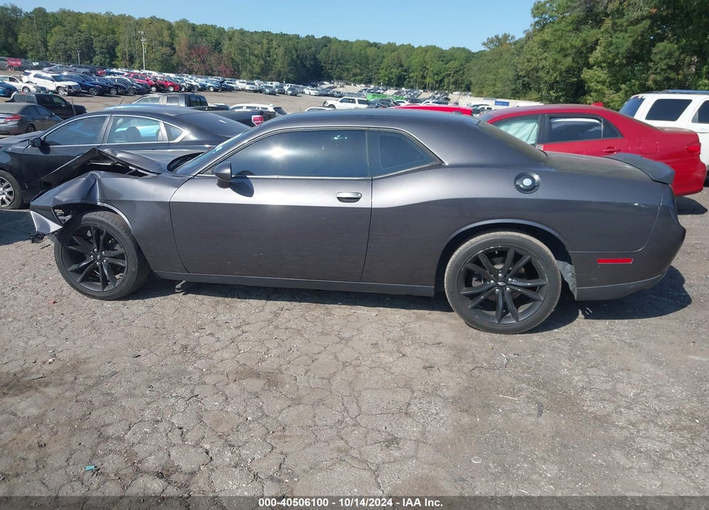 2018 DODGE CHALLENGER SXT VIN: 2C3CDZAG1JH111076
