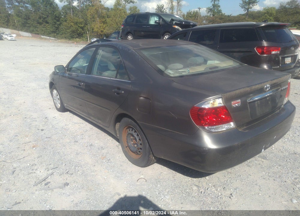 2005 TOYOTA CAMRY LE VIN: 4T1BE32K55U540644