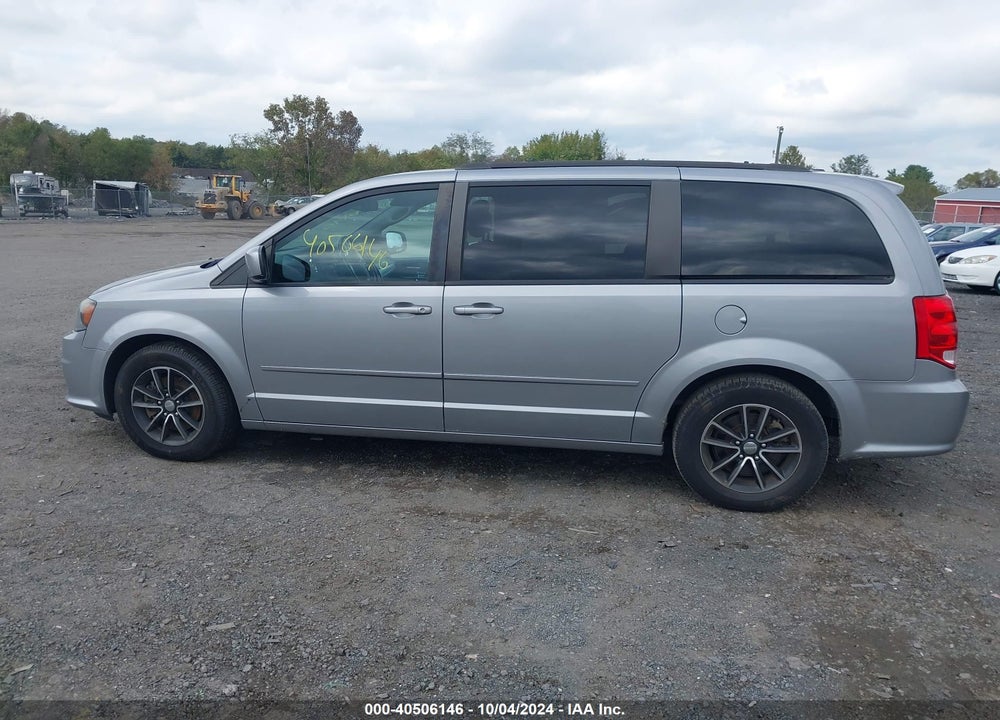 2015 DODGE GRAND CARAVAN R/T VIN: 2C4RDGEG1FR642011
