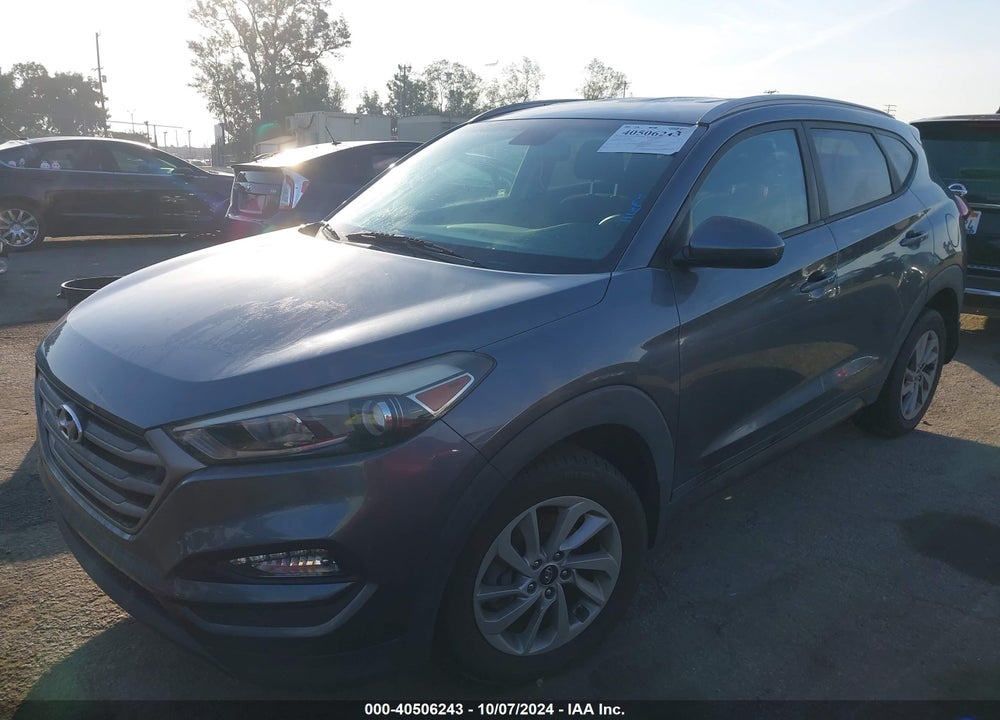 2016 HYUNDAI TUCSON SE VIN: KM8J33A44GU188891