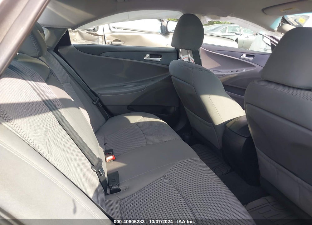 2013 HYUNDAI SONATA GLS VIN: 5NPEB4ACXDH667327