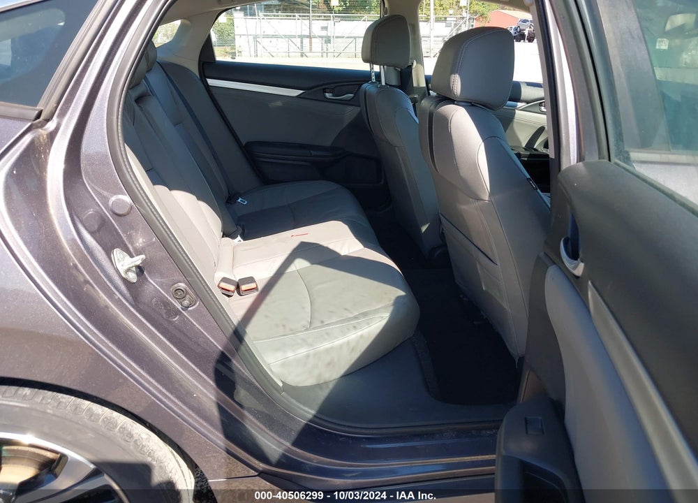 2017 HONDA CIVIC TOURING VIN: 19XFC1F98HE020335