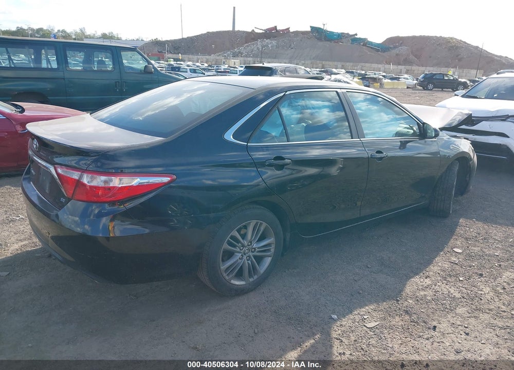 2015 TOYOTA CAMRY SE VIN: 4T1BF1FK2FU031463