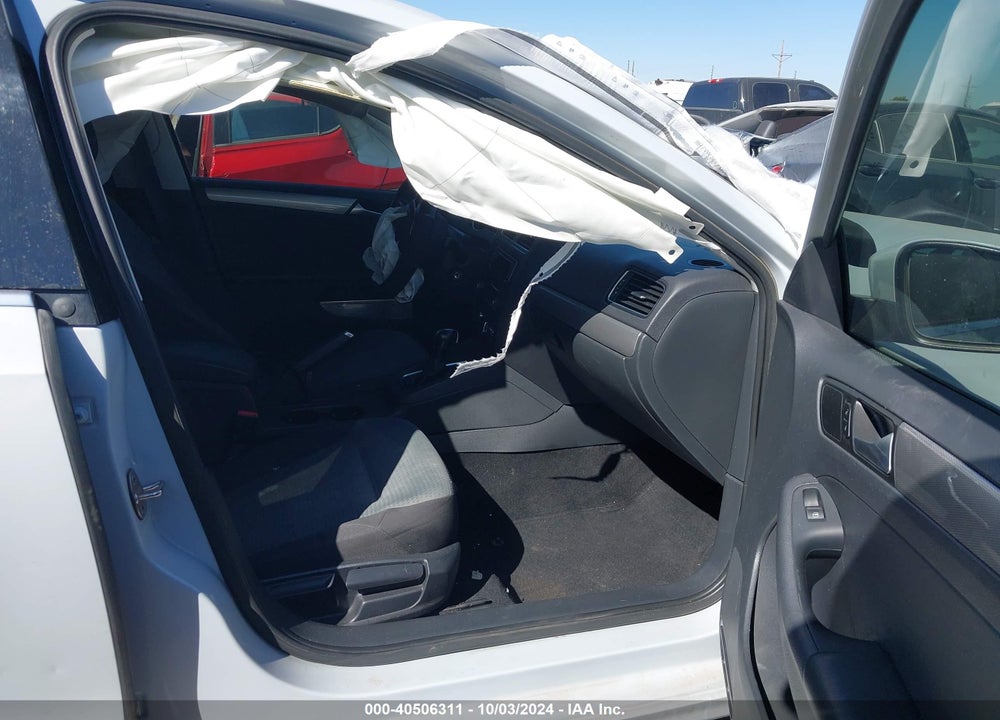 2017 VOLKSWAGEN JETTA 1.4T S VIN: 3VW2B7AJ9HM411759