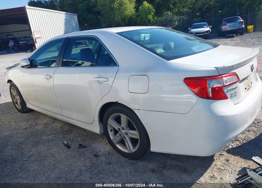 2014 TOYOTA CAMRY SE VIN: 4T1BF1FK8EU367231