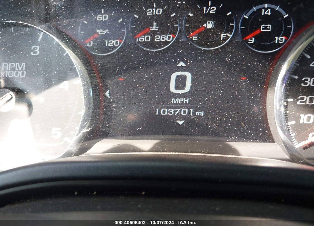 2015 GMC SIERRA 2500HD DENALI VIN: 1GT120E84FF145707