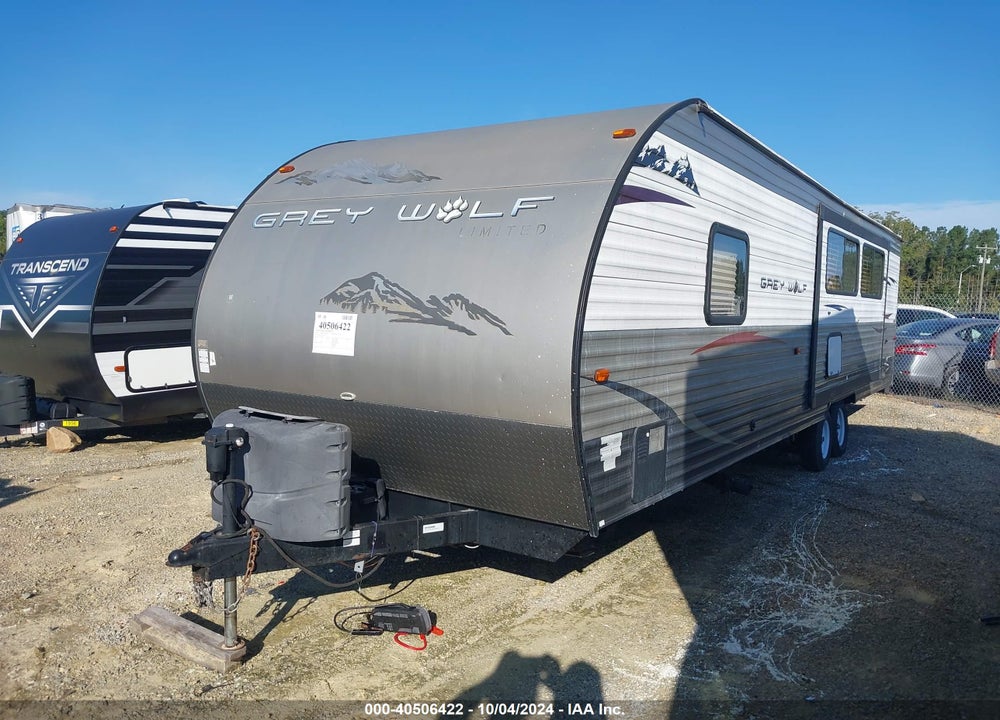 2015 FOREST RIVER CHEROKEE GREY WOLF 2 VIN: 4X4TCKE23FK026111