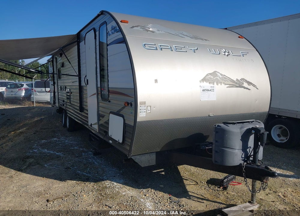 2015 FOREST RIVER CHEROKEE GREY WOLF 2 VIN: 4X4TCKE23FK026111
