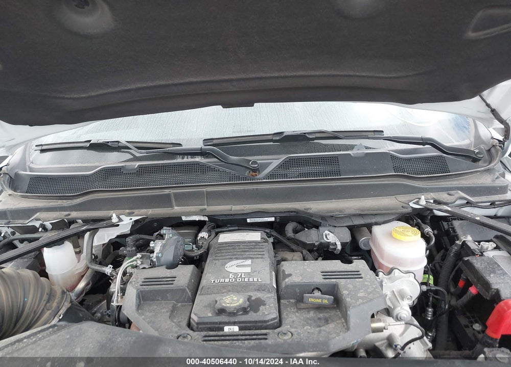 2024 RAM 3500 TRADESMAN  4X4 8' BOX VIN: 3C63RRGL0RG273348