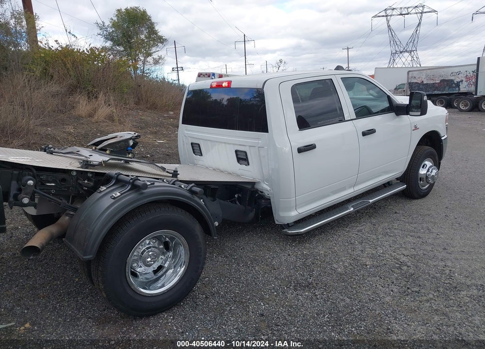 2024 RAM 3500 TRADESMAN  4X4 8' BOX VIN: 3C63RRGL0RG273348