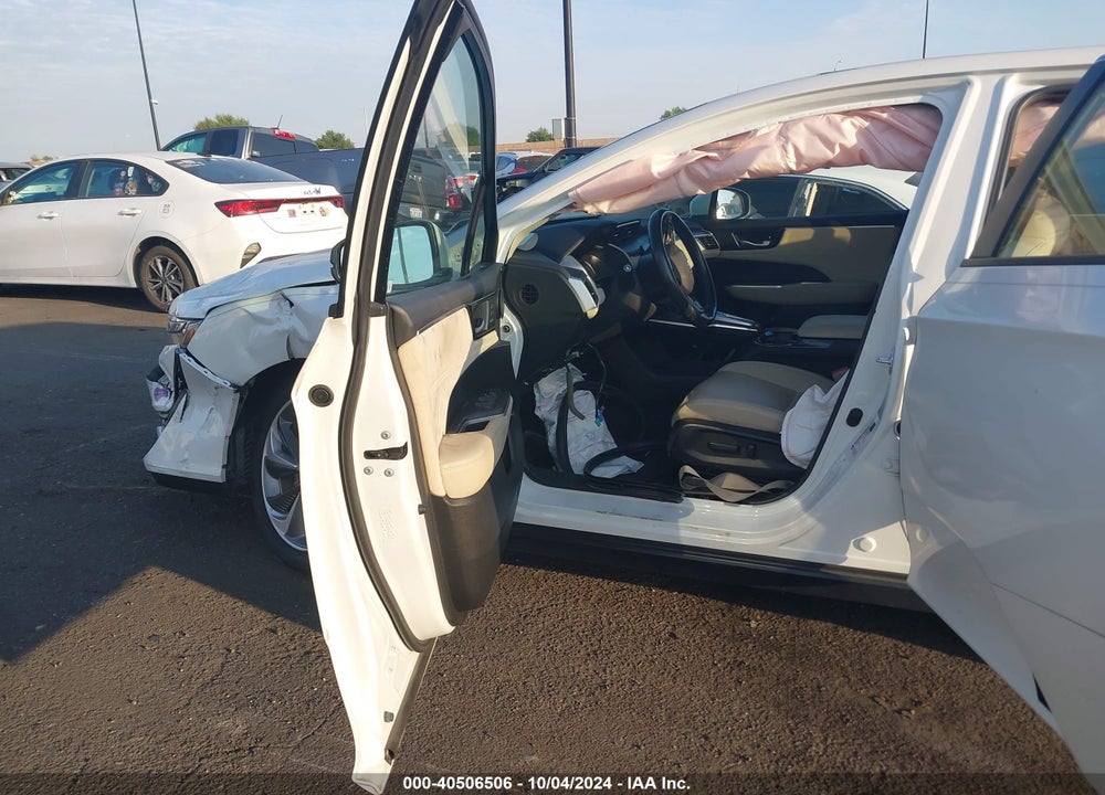 2018 HONDA CLARITY PLUG-IN HYBRID TOURING VIN: JHMZC5F37JC000220