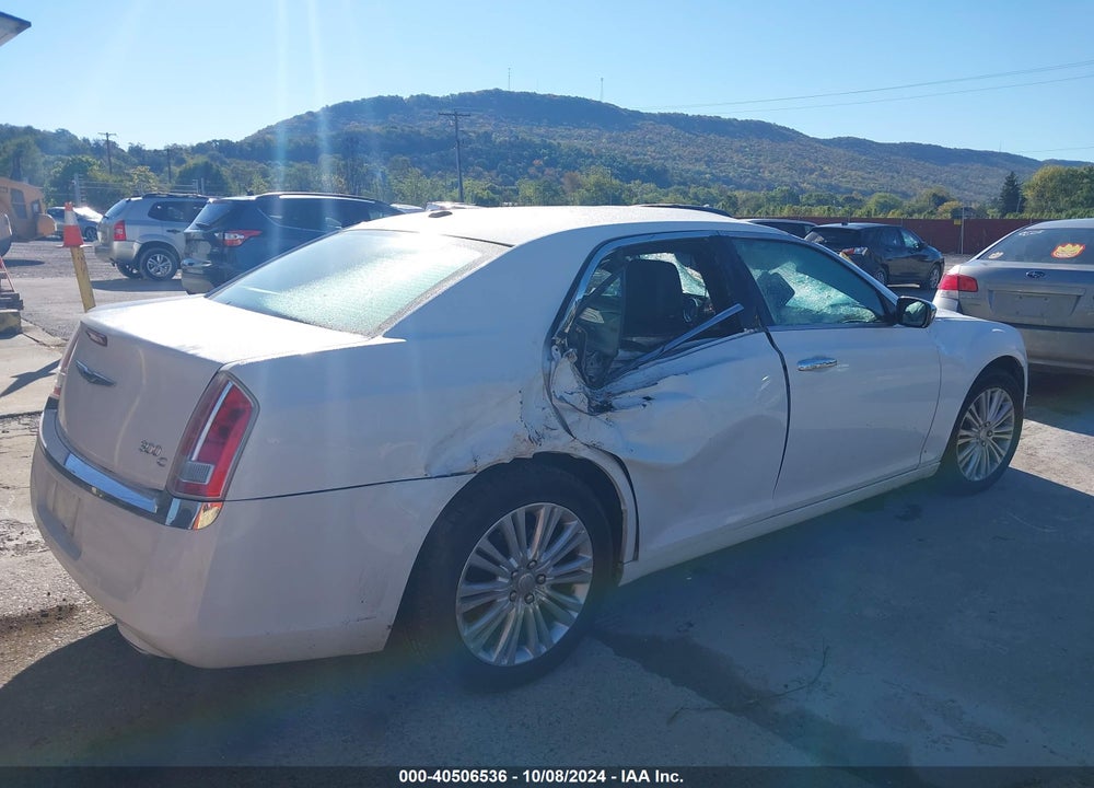 2013 CHRYSLER 300C AWD VIN: 2C3CCAKT5DH564539