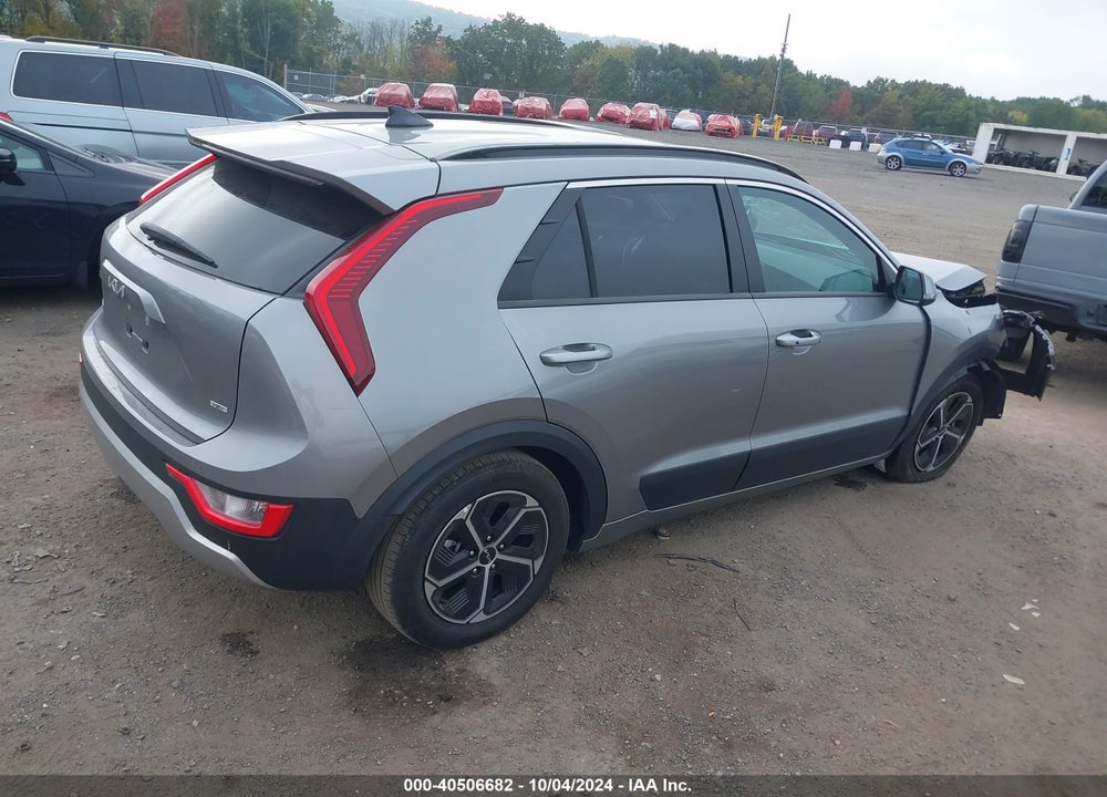2023 KIA NIRO EX VIN: KNDCR3LE0P5062572