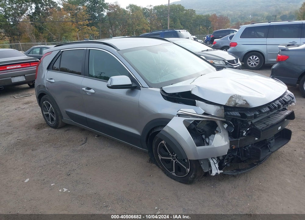 2023 KIA NIRO EX VIN: KNDCR3LE0P5062572