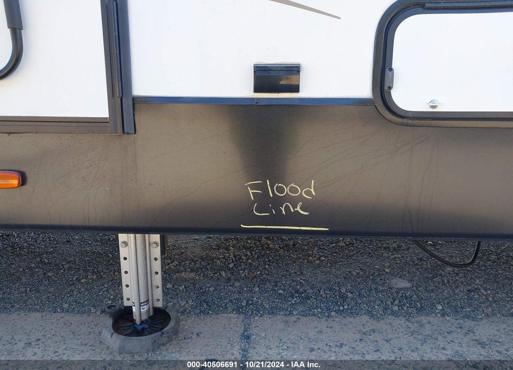 2022 HEARTLAND RV BIGHORN VIN: 5SFBG4028NE481927