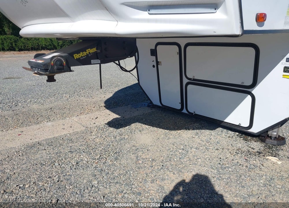 2022 HEARTLAND RV BIGHORN VIN: 5SFBG4028NE481927