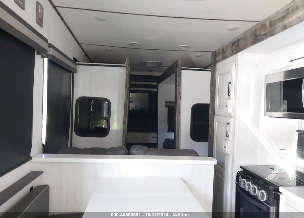 2022 HEARTLAND RV BIGHORN VIN: 5SFBG4028NE481927