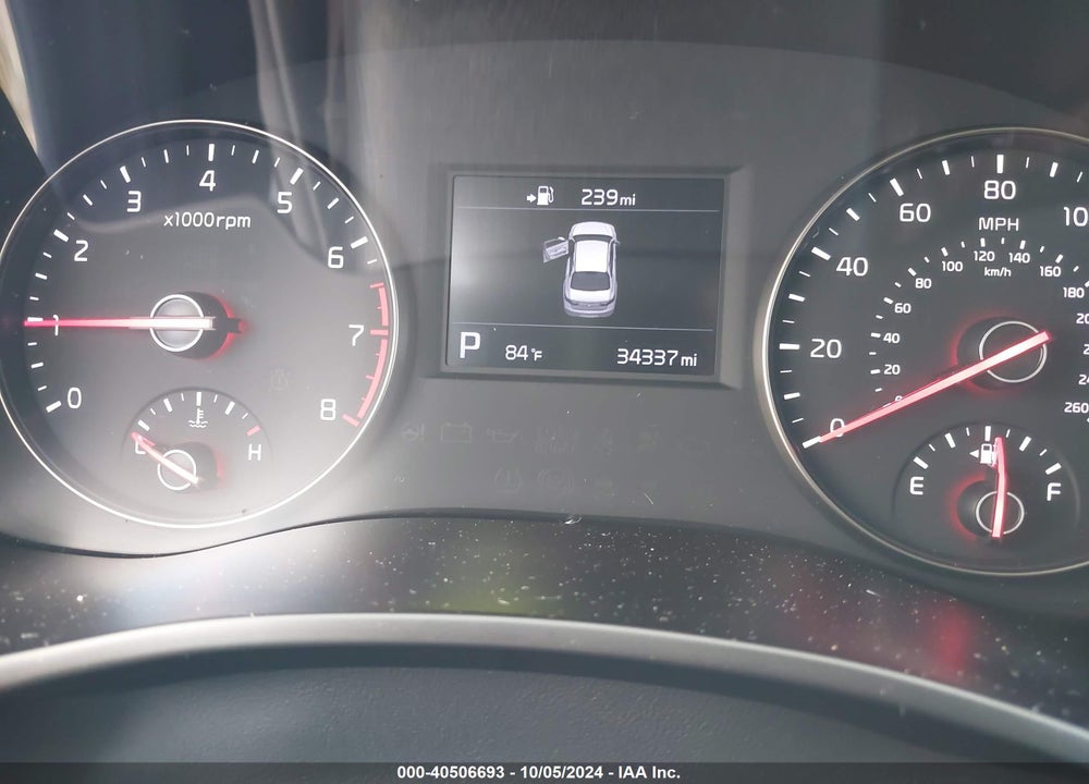2018 KIA CADENZA PREMIUM VIN: KNALC4J16J5098388