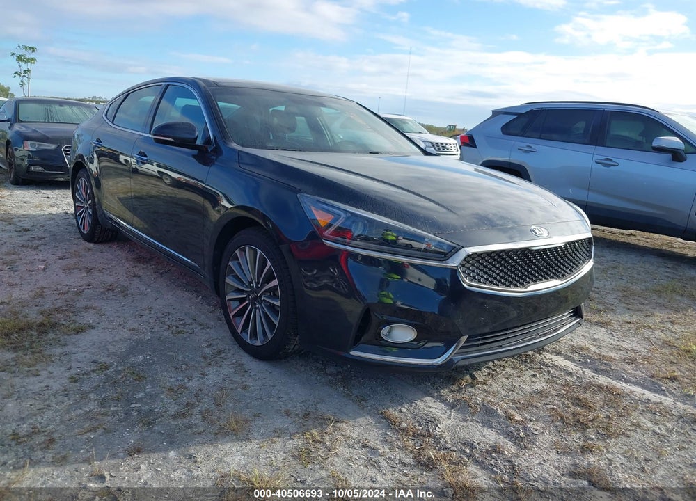 2018 KIA CADENZA PREMIUM VIN: KNALC4J16J5098388