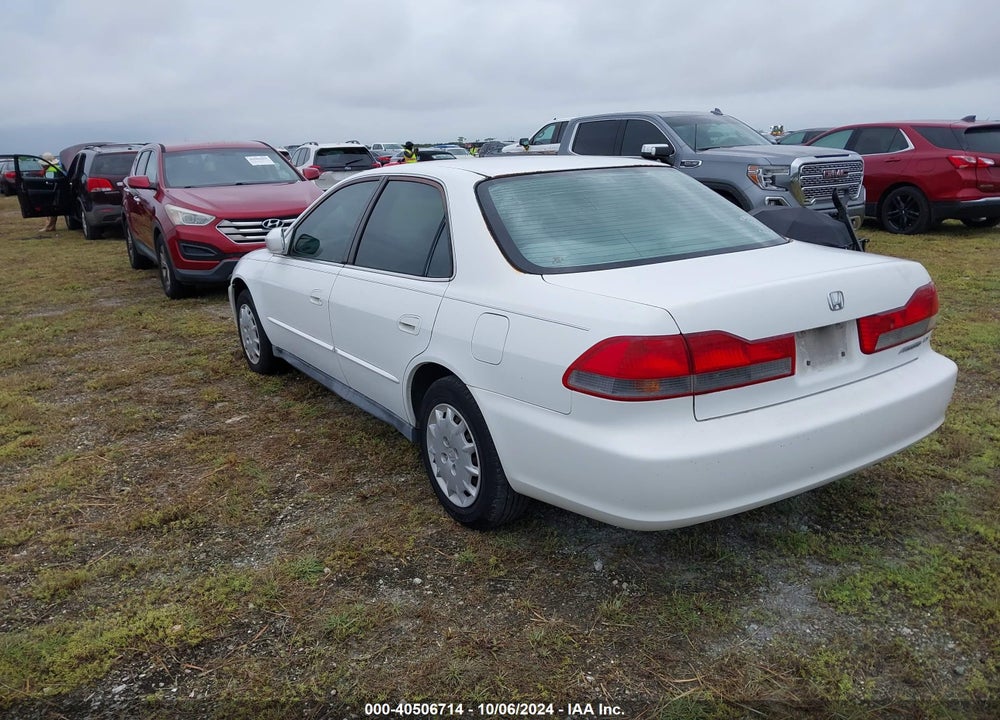 2001 HONDA ACCORD 2.3 LX VIN: 1HGCG56491A066169